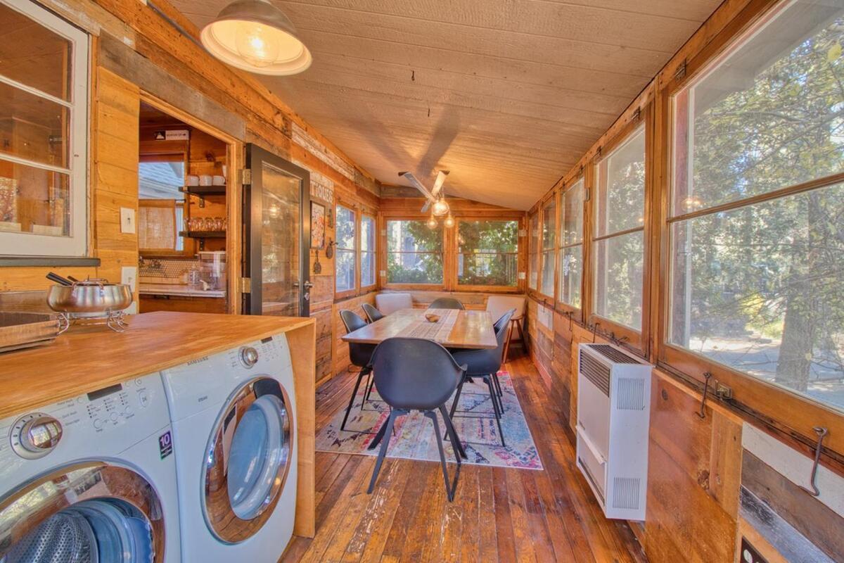 Ray'S Dear Cottage Wrightwood Exterior photo