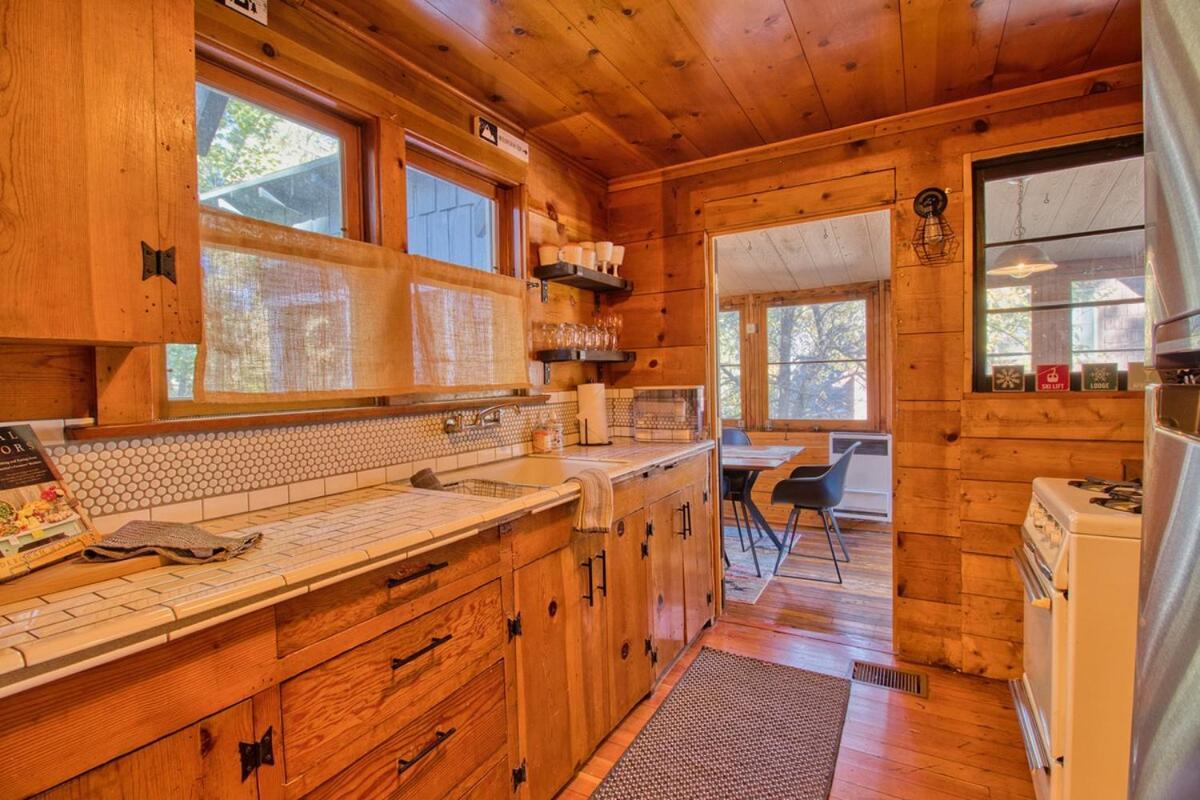Ray'S Dear Cottage Wrightwood Exterior photo